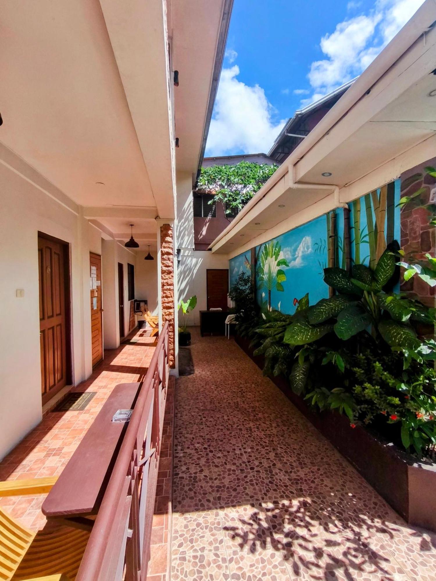 Digital Nomad Place - City Center Coron Luaran gambar